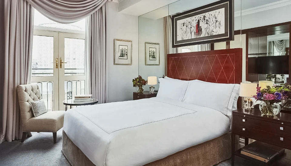 هتل برکلی پراتونام بانکوک